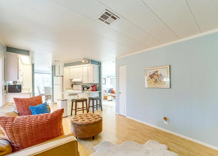 Walk To Trails! West Retreat W/ Deck & Yard
