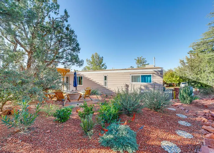 Walk To Trails! West Retreat W/ Deck & Yard * Sedona