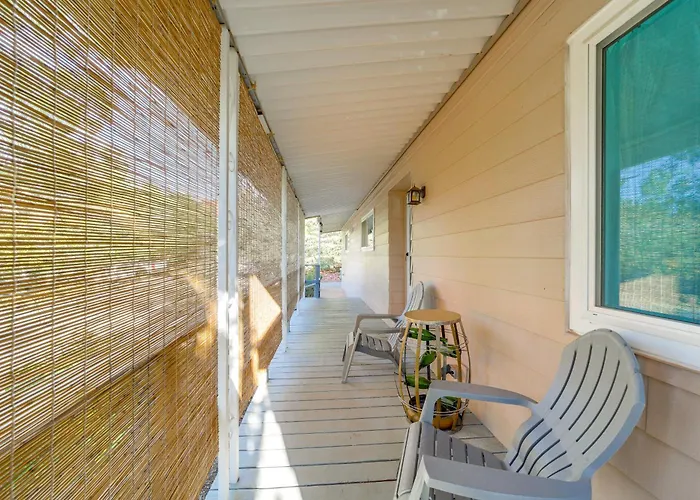 Walk To Trails! West Retreat W/ Deck & Yard Sedona